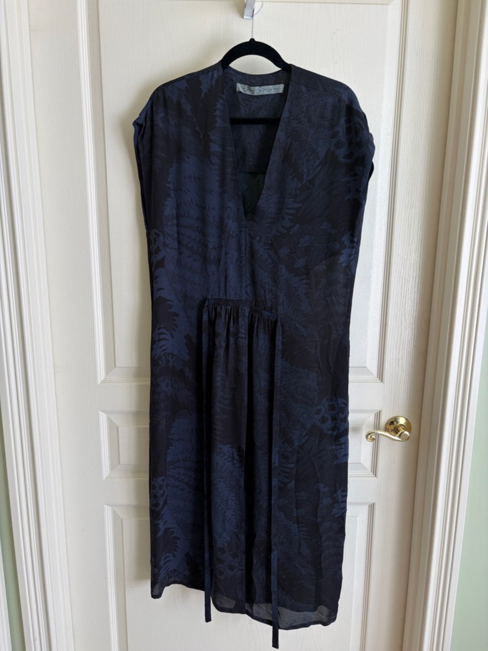 Raquel Allegra Navy Jacquard V-Neck Midi Dress
